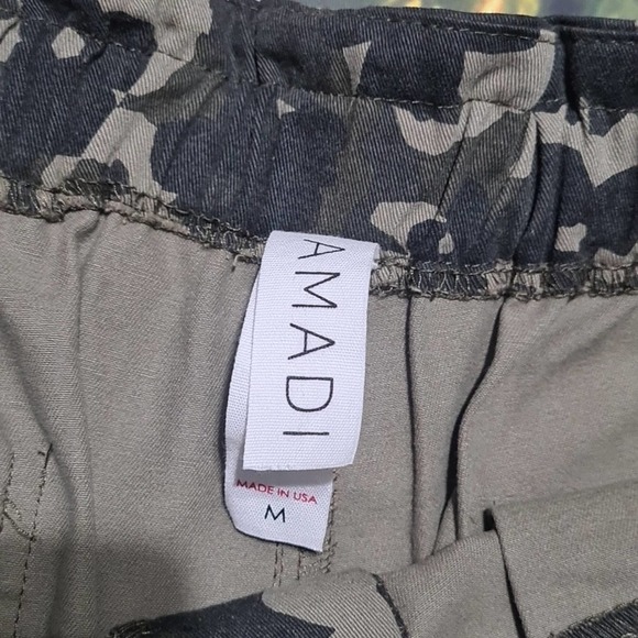 AMADI Camo High Waist Trousers Pants Anthropologie Medium - Picture 5 of 7